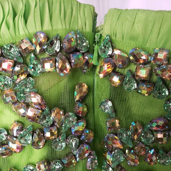 Long Keylime Prom Dress - Picture 8 of 12